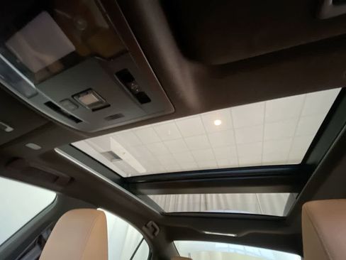 Used 2020 Lexus ES 350 w/ Premium Package image 22