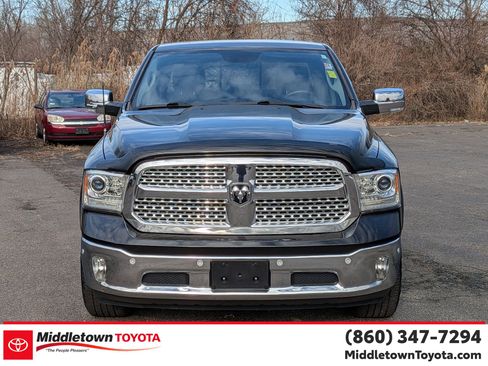 Used 2017 RAM 1500 Laramie w/ Convenience Group image 8