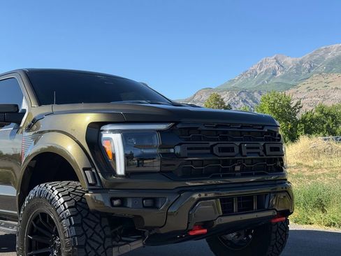 Used 2024 Ford F150 Raptor w/ Equipment Group 803A Raptor R AWD/4WD image 18