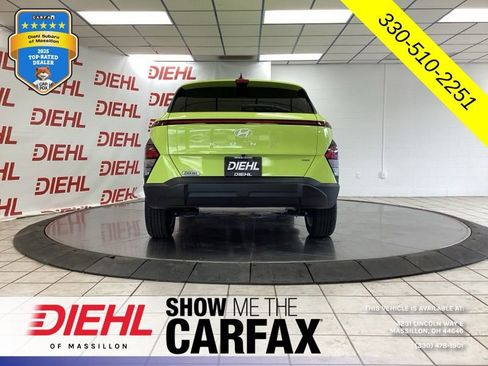 Used 2024 Hyundai Kona SE AWD/4WD image 8