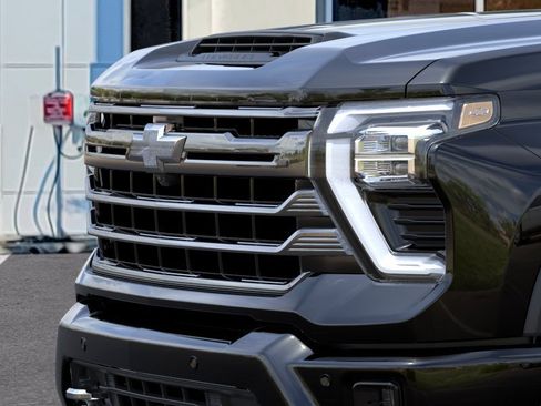 New 2026 Chevrolet Silverado 2500 High Country w/ Midnight Edition AWD/4WD image 13