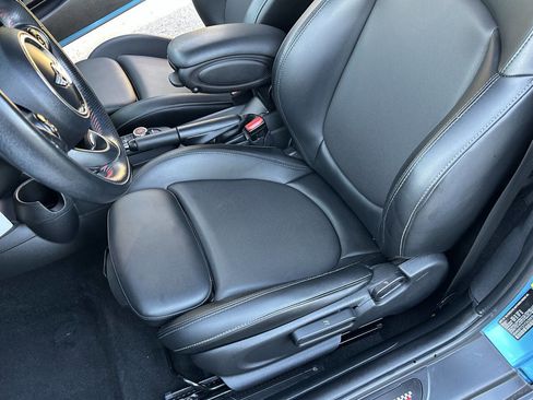 Used 2015 MINI Cooper S image 8
