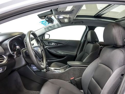 Used 2024 Chevrolet Malibu LT image 13