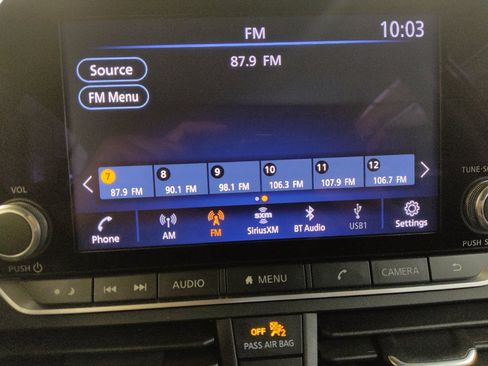 Used 2025 Nissan Altima 2.5 S FWD image 25
