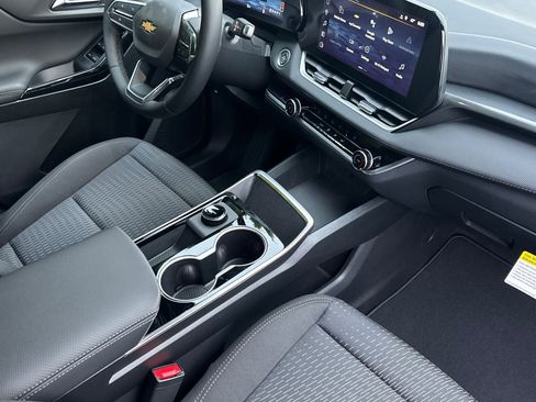 New 2026 Chevrolet Equinox LT image 14