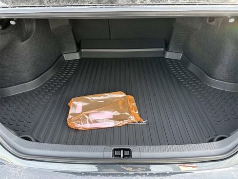 New 2026 Toyota Camry SE image 9