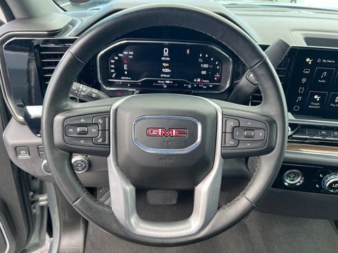 Used 2024 GMC Sierra 1500 Elevation AWD/4WD image 17