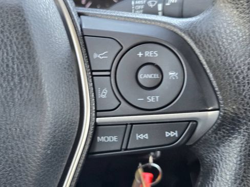 Used 2021 Toyota Camry LE FWD image 28