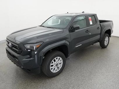 New 2025 Toyota Tacoma SR5