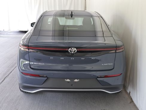 New 2026 Toyota Crown AWD/4WD image 8