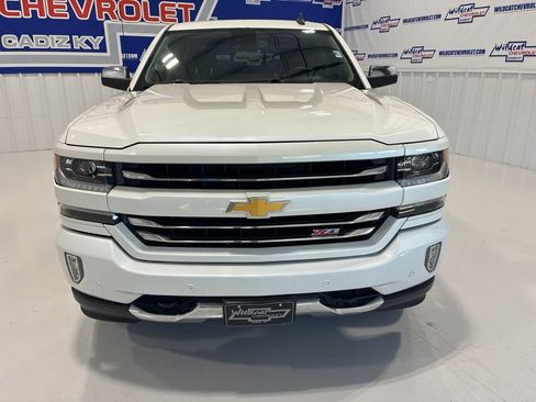 Used 2017 Chevrolet Silverado 1500 LTZ Z71 w/ LTZ Plus Package AWD/4WD image 10