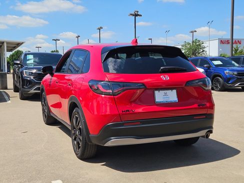 Certified 2026 Honda HR-V Sport image 7