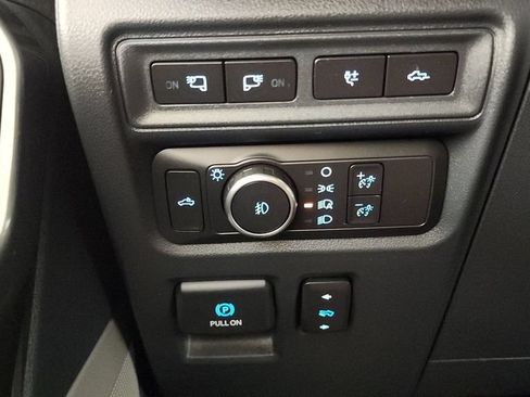 Used 2022 Ford F150 XLT w/ Equipment Group 302A High AWD/4WD image 25