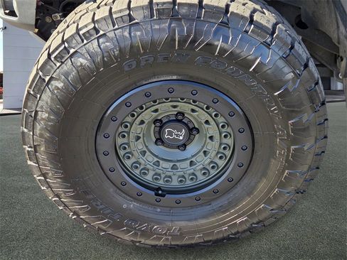 Used 2021 Jeep Gladiator Mojave image 5