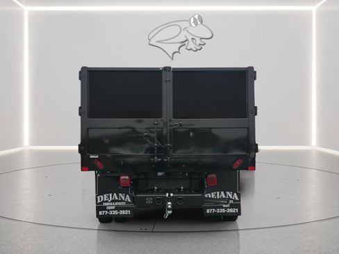 New 2026 Ford F550 4x4 Crew Cab image 8