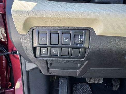 Used 2019 Subaru Ascent Premium AWD/4WD image 25