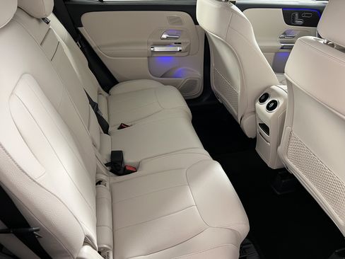 New 2026 Mercedes-Benz GLB 250 4MATIC image 25