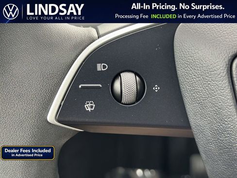 Used 2026 Tesla Model Y AWD image 19