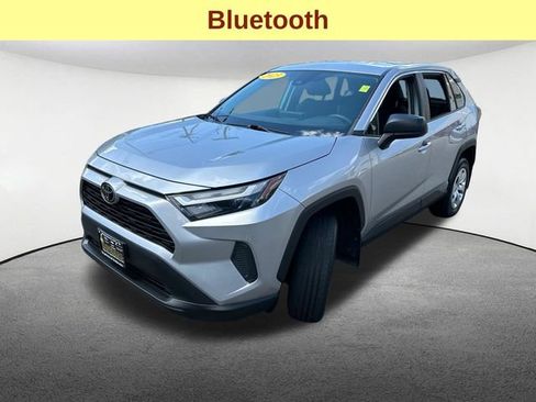 Used 2023 Toyota RAV4 LE AWD/4WD image 5