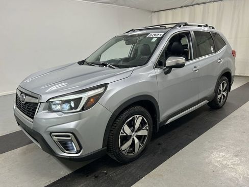 Used 2021 Subaru Forester Touring image 5