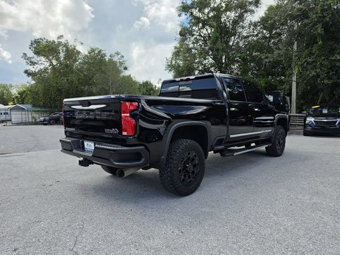 Used 2024 Chevrolet Silverado 3500 High Country w/ High Country Premium Package AWD/4WD image 4