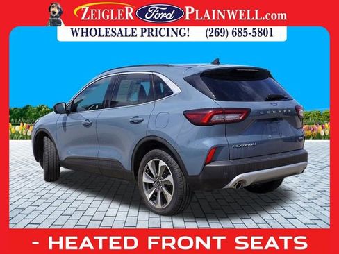 Used 2023 Ford Escape Platinum image 3