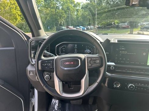 Used 2024 GMC Sierra 1500 Elevation AWD/4WD image 13