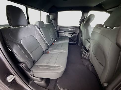 New 2026 RAM 1500 Express AWD/4WD image 24