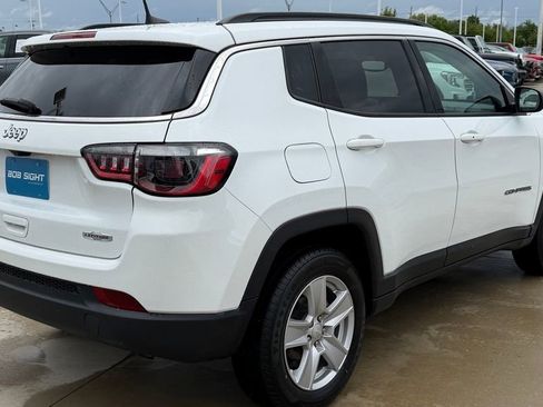 Used 2022 Jeep Compass Latitude AWD/4WD image 9