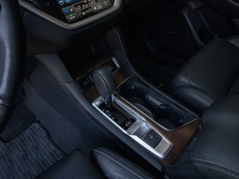 Certified 2023 Subaru Ascent Touring AWD/4WD image 10