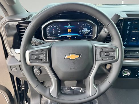 Used 2024 Chevrolet Silverado 1500 LT AWD/4WD image 13