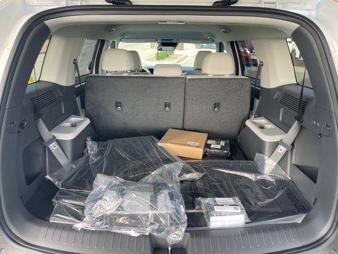 Used 2026 Hyundai Santa Fe SE image 11