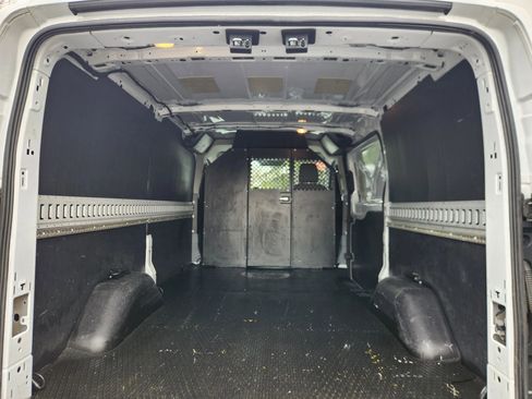 Used 2015 Ford Transit 150 130 Low Roof image 38