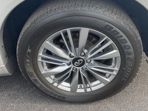 Used 2021 INFINITI QX80 Luxe w/ Cargo Package image 4