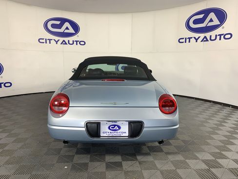 Used 2004 Ford Thunderbird image 4