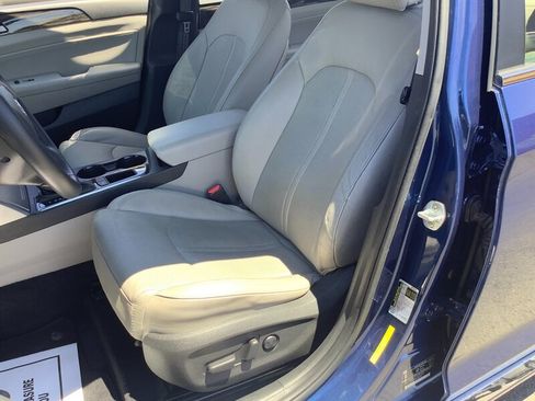 Used 2017 Hyundai Sonata Limited FWD image 10