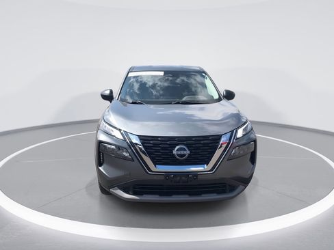 Used 2023 Nissan Rogue S image 3