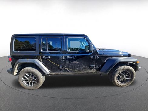 Used 2025 Jeep Wrangler Sport S image 8
