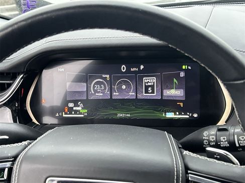 Used 2022 Jeep Grand Cherokee Overland w/ Advanced Protech Group III image 28