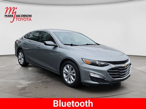 Used 2025 Chevrolet Malibu LT FWD image 5