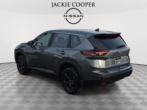 New 2026 Nissan Rogue SV w/ Cold Weather Package image 7