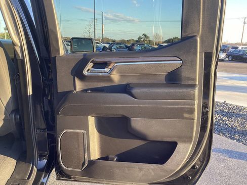 Used 2024 Chevrolet Silverado 1500 RST w/ Z71 Off-Road Package image 14