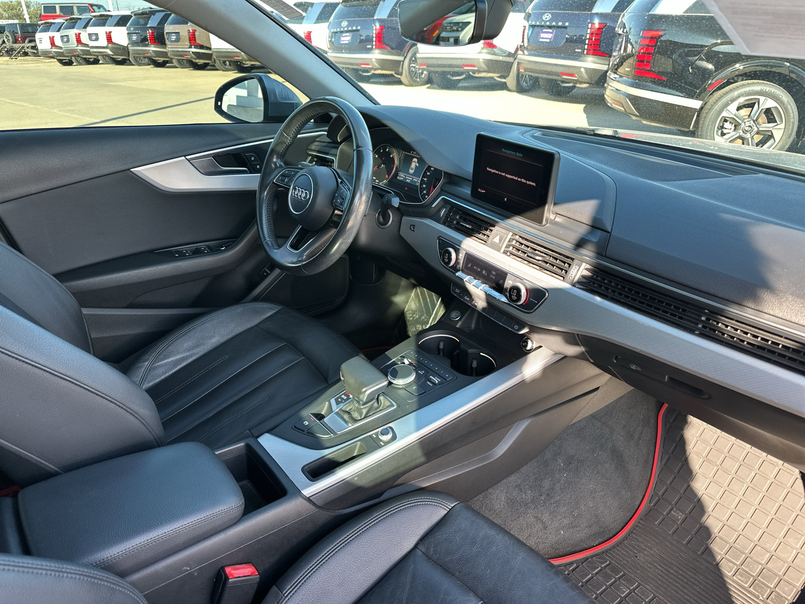 Used 2017 Audi A4 2.0T Premium FWD image 5