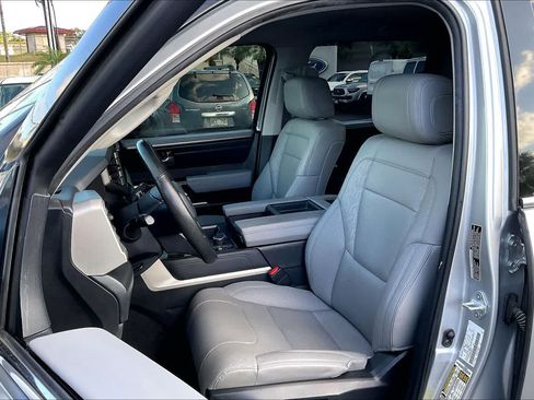 Used 2023 Toyota Tundra Limited AWD/4WD image 11