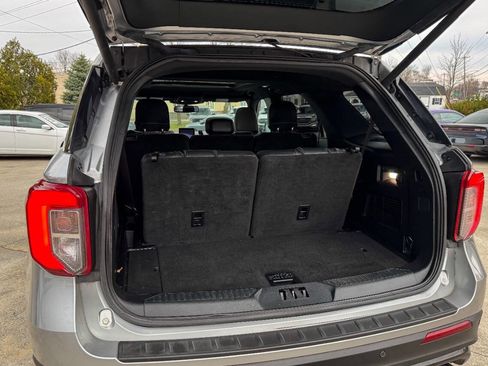 Used 2020 Ford Explorer ST w/ ST Street Pack image 23