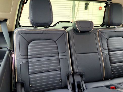Used 2024 Lincoln Navigator Black Label AWD/4WD image 22