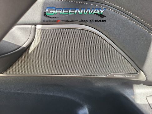 Used 2021 BMW M550i xDrive w/ Premium Package image 18