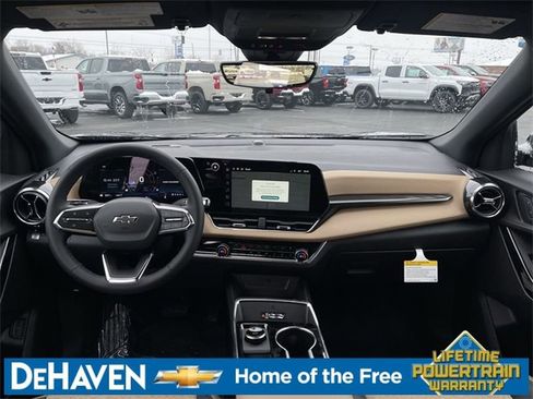 New 2026 Chevrolet Equinox ACTIV w/ Convenience Package III AWD/4WD image 20