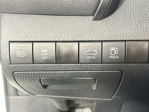 Used 2024 Toyota Camry SE FWD image 21