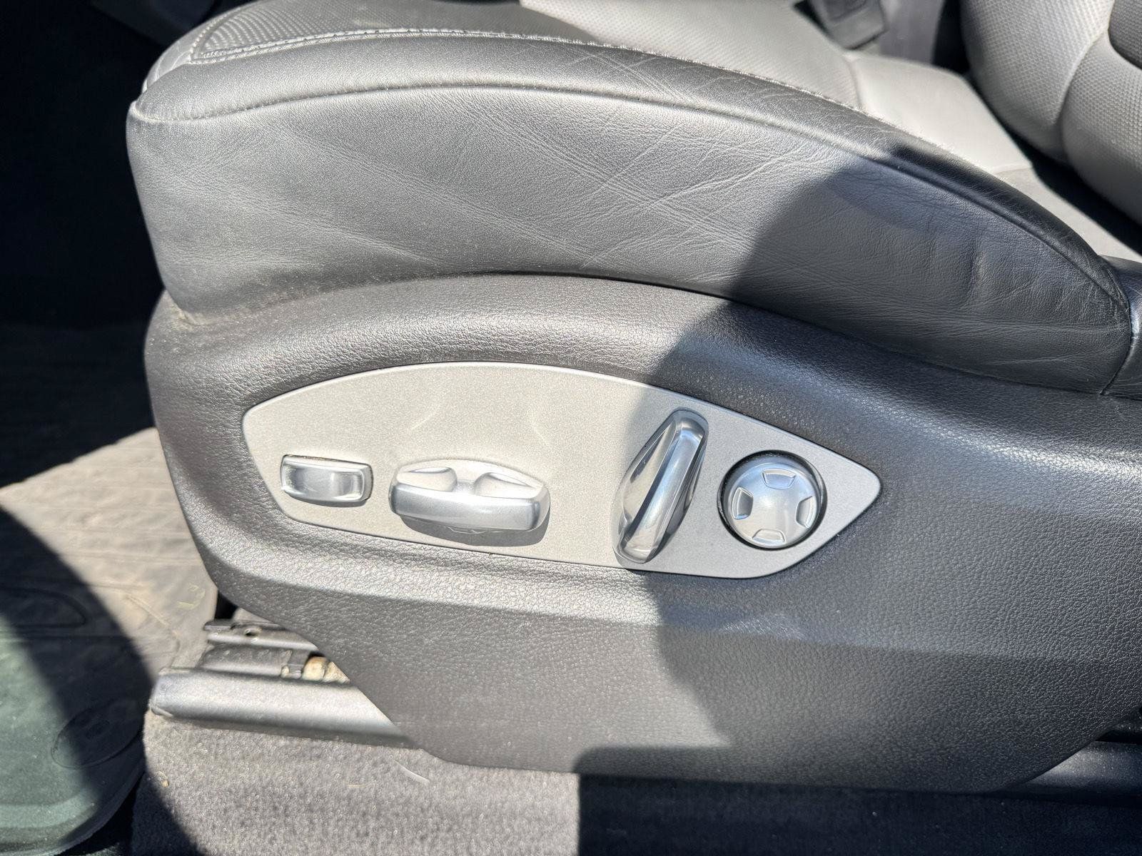 Used 2019 Porsche Macan AWD/4WD image 9